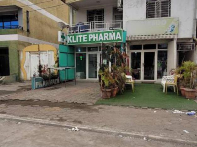 House - Neighborhood Bangala