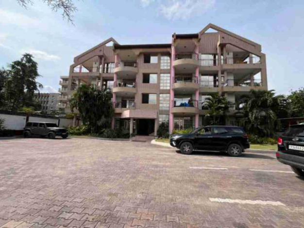 Appartement - Centre-ville (Place des evolués