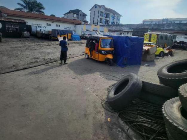 Nyumba - Mtaa debonhomme