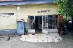 For Sale Plot - Neighborhood Echangeur (Camp riche) kinshasa Lemba