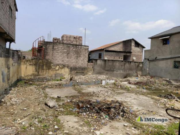 Terrain - Limete (réf. Église orthodoxe à proximité du goudron)