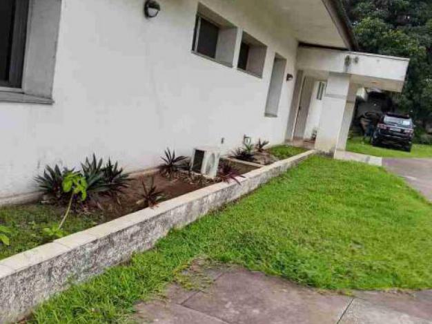 Parcelle - Quartier Joli parc