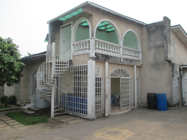 Yaku uzisha Nyumba - Quartier Mbinza Telecom Kinshasa Ngaliema