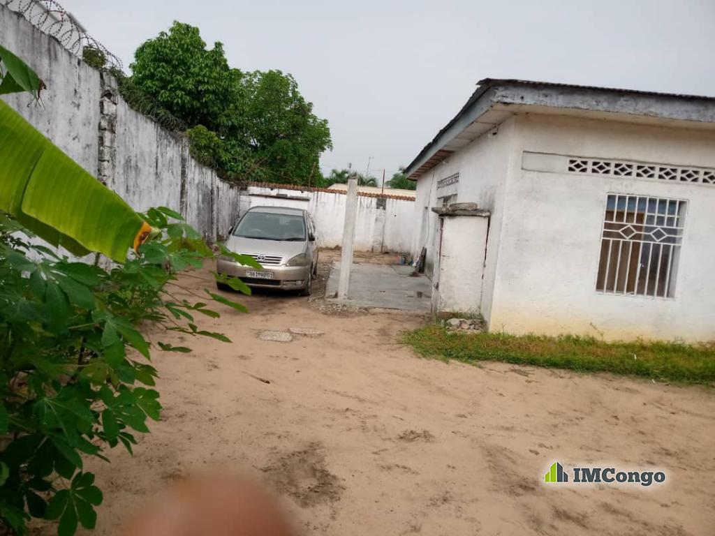 A vendre Maison - Quartier Ma Campagne II Kinshasa Ngaliema