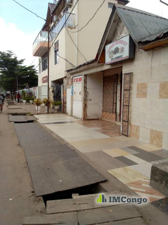 A louer Local Commercial - Kintambo magasin  Kinshasa Kintambo