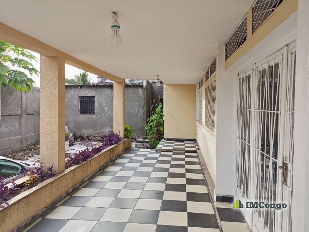 A louer Maison - Quartier Bumba Kinshasa Ngaliema