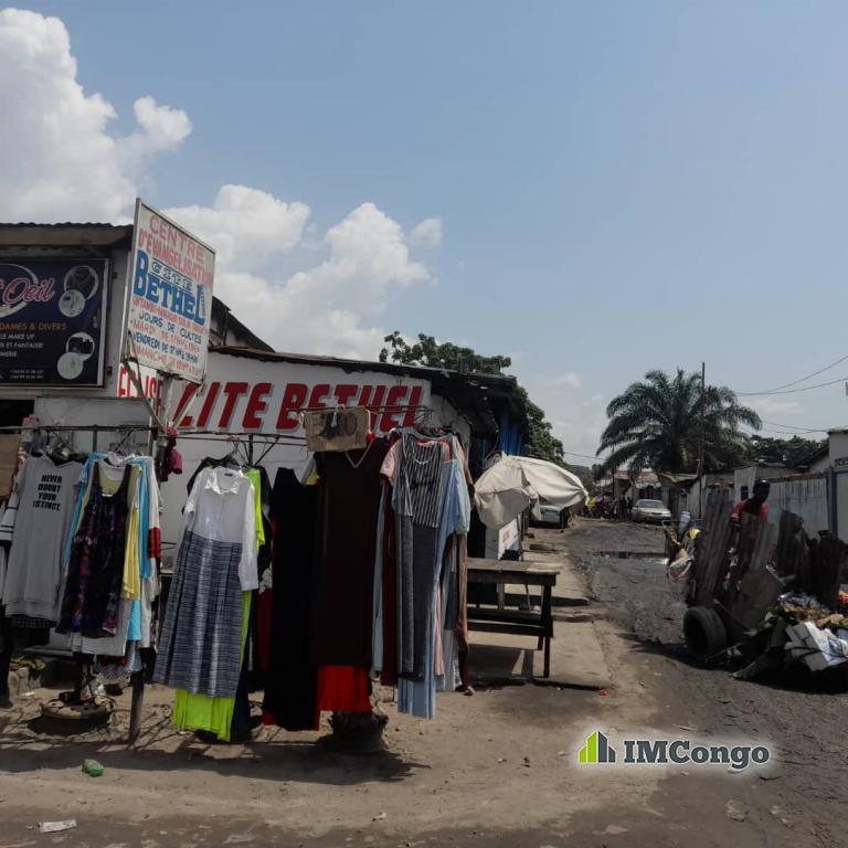 A vendre Terrain - Kntambo Magasin  Kinshasa Kintambo