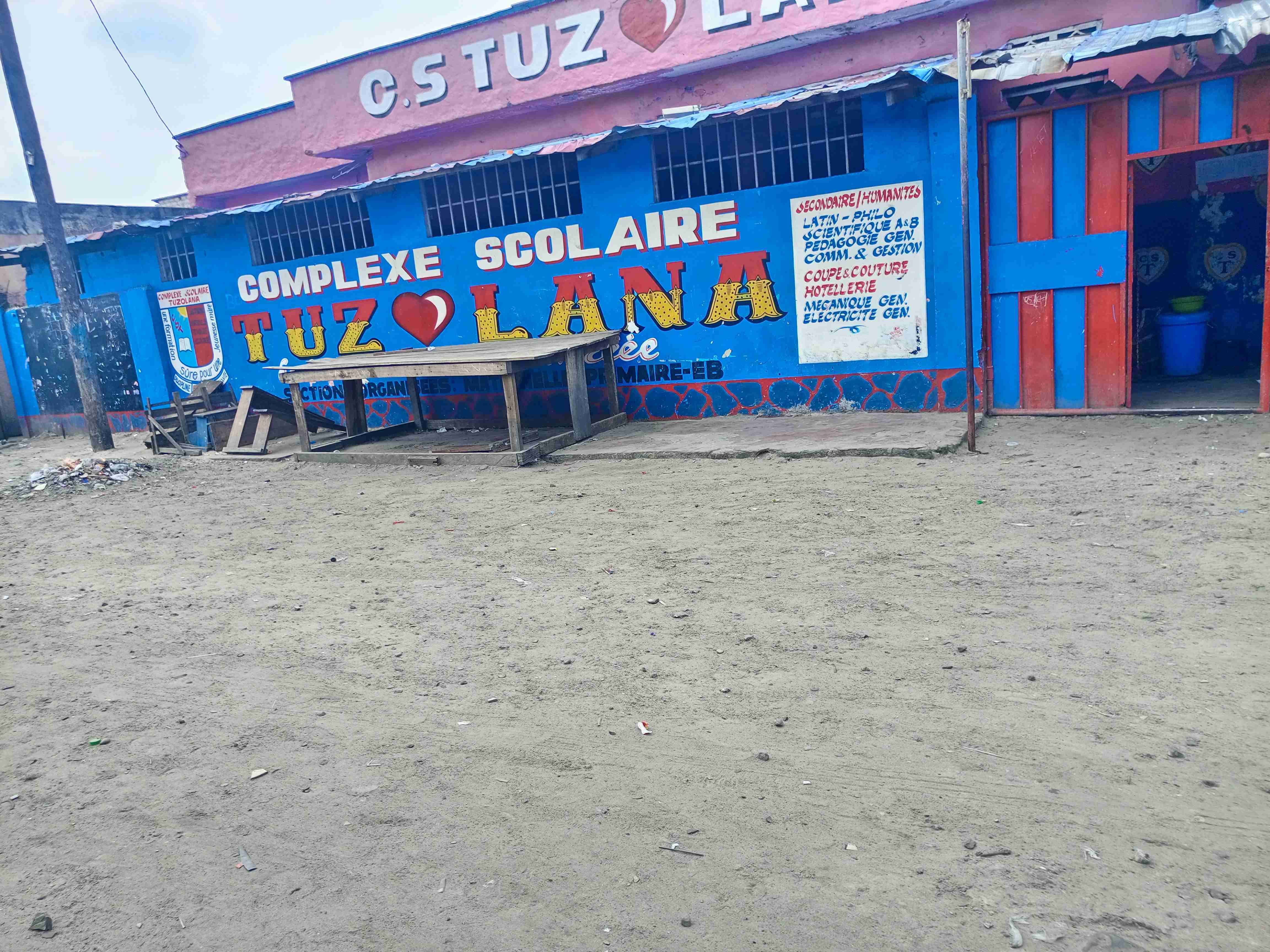 For Sale Plot - Neighborhood Yolo-Nord Kinshasa Kalamu
