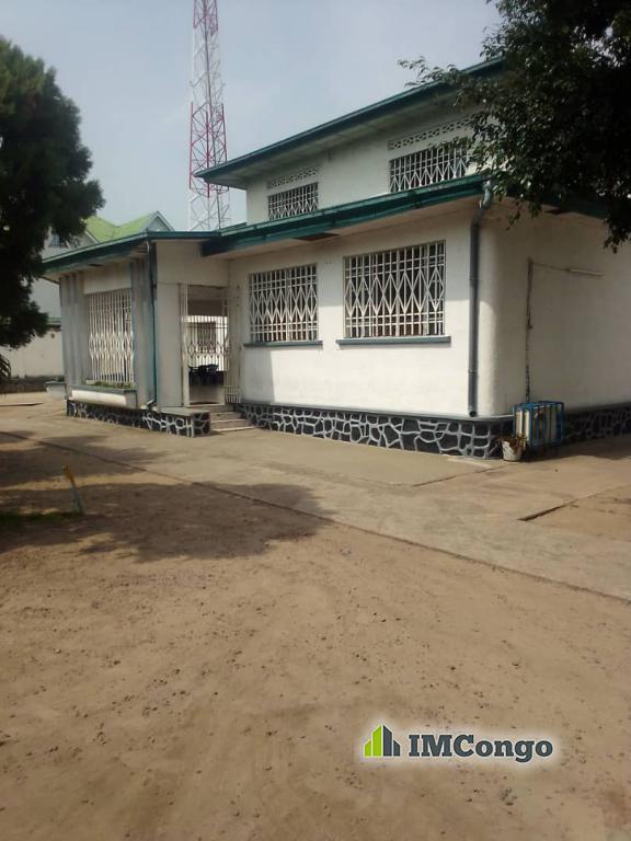For Sale House - Neighborhood UPN Kinshasa Ngaliema