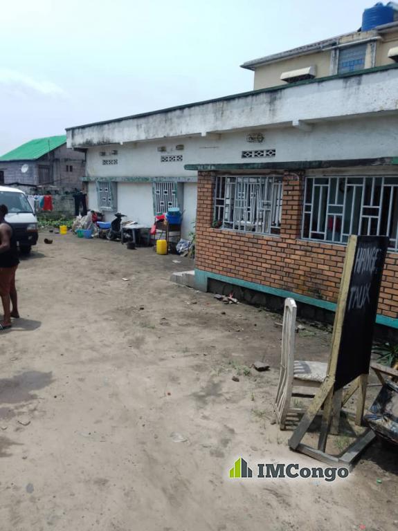 For Sale Plot - Neighborhood Anciens combattants Kinshasa Ngaliema