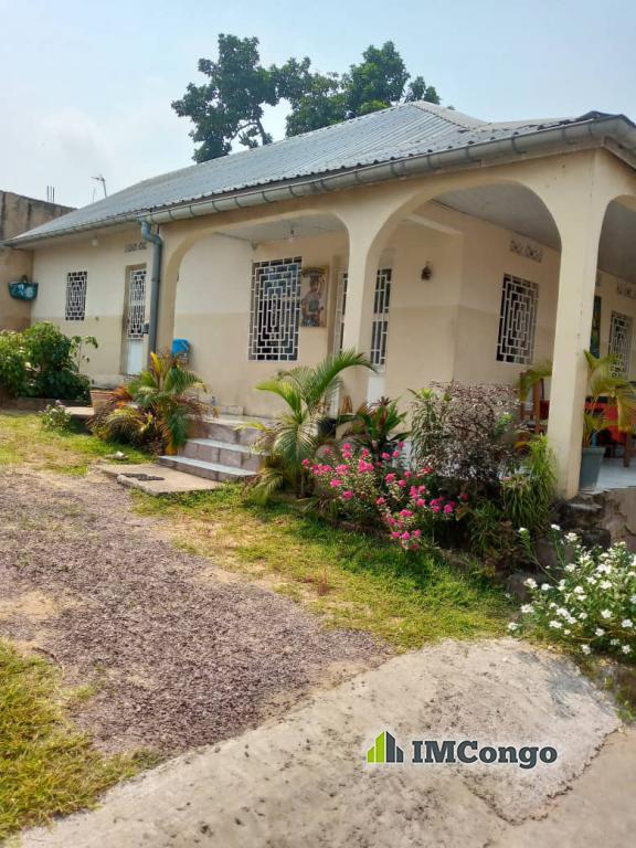 For Sale Plot - Neighborhood UPN Kinshasa Ngaliema