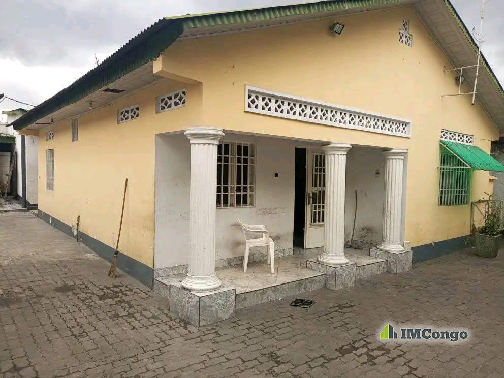 A vendre Maison - Quartier De La Foire Kinshasa Lemba