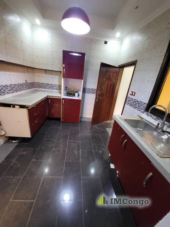 For rent House - Neighborhood GB Kinshasa Ngaliema