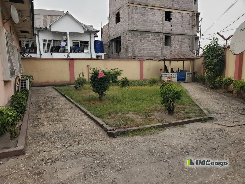 For Sale Plot - Neighborhood industriel Kinshasa Limete