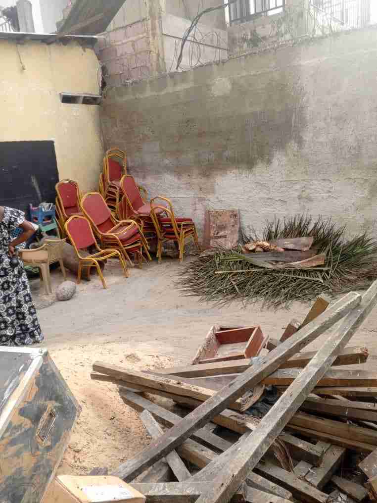 A louer Espace - Quartier Salongo (Ref: Eglise la louange) Kinshasa Limete