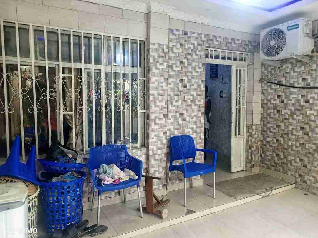 A vendre Maison - Quartier Terminus Kinshasa Lemba