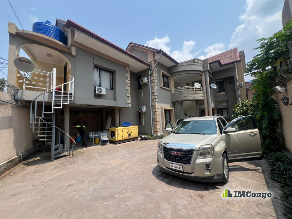 A vendre Parcelle - Quartier Méteo Kinshasa Ngaliema