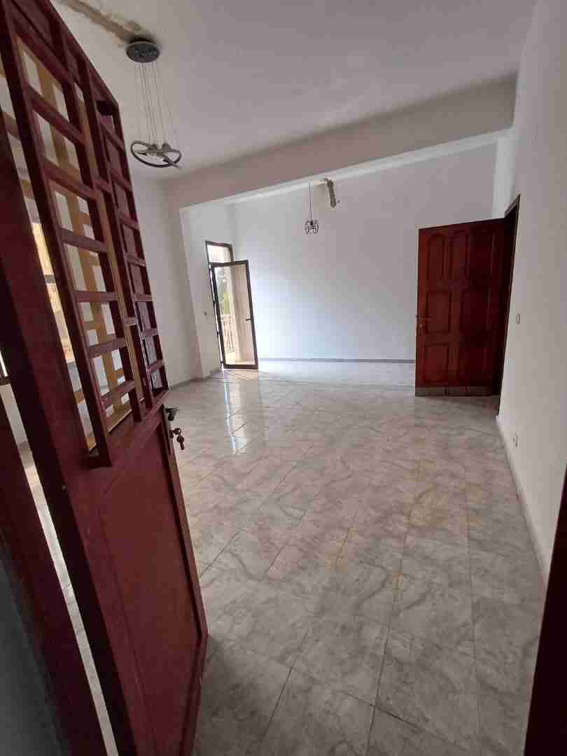 Kofutela Ndako - Quartier Ma Campagne Kinshasa Ngaliema