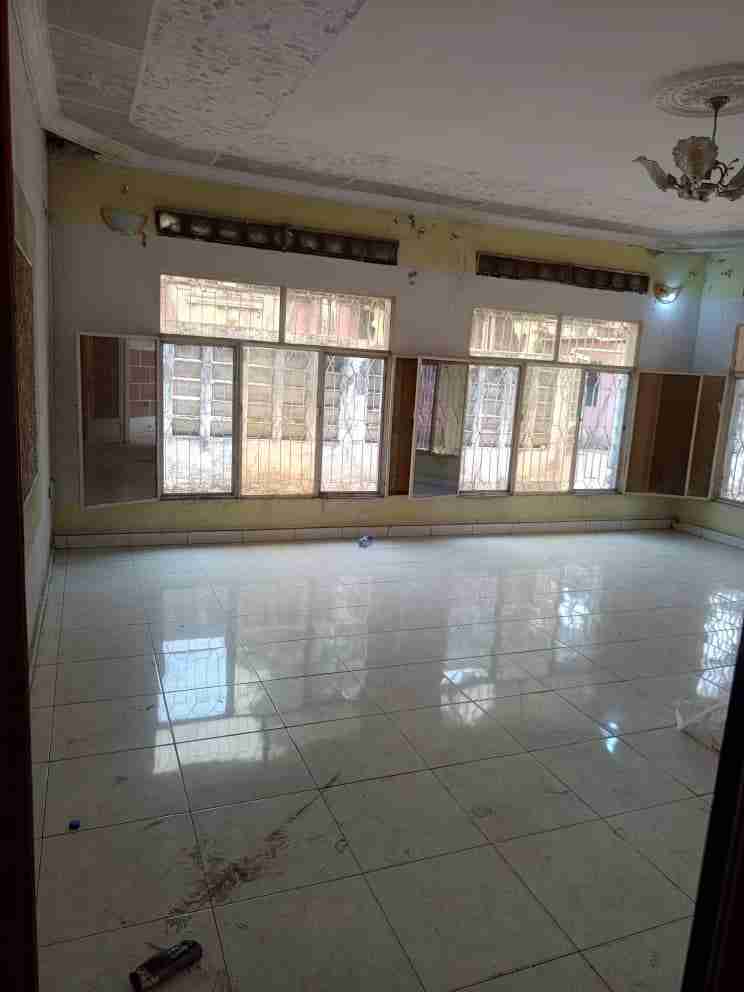 A louer Maison - Quartier Ma Campagne (Ref: Saint luc) Kinshasa Ngaliema