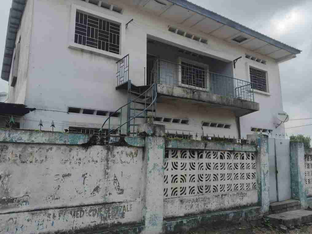 A vendre Parcelle - Quartier Punda (Ref: Hôtel ledya) Kinshasa Ngaliema