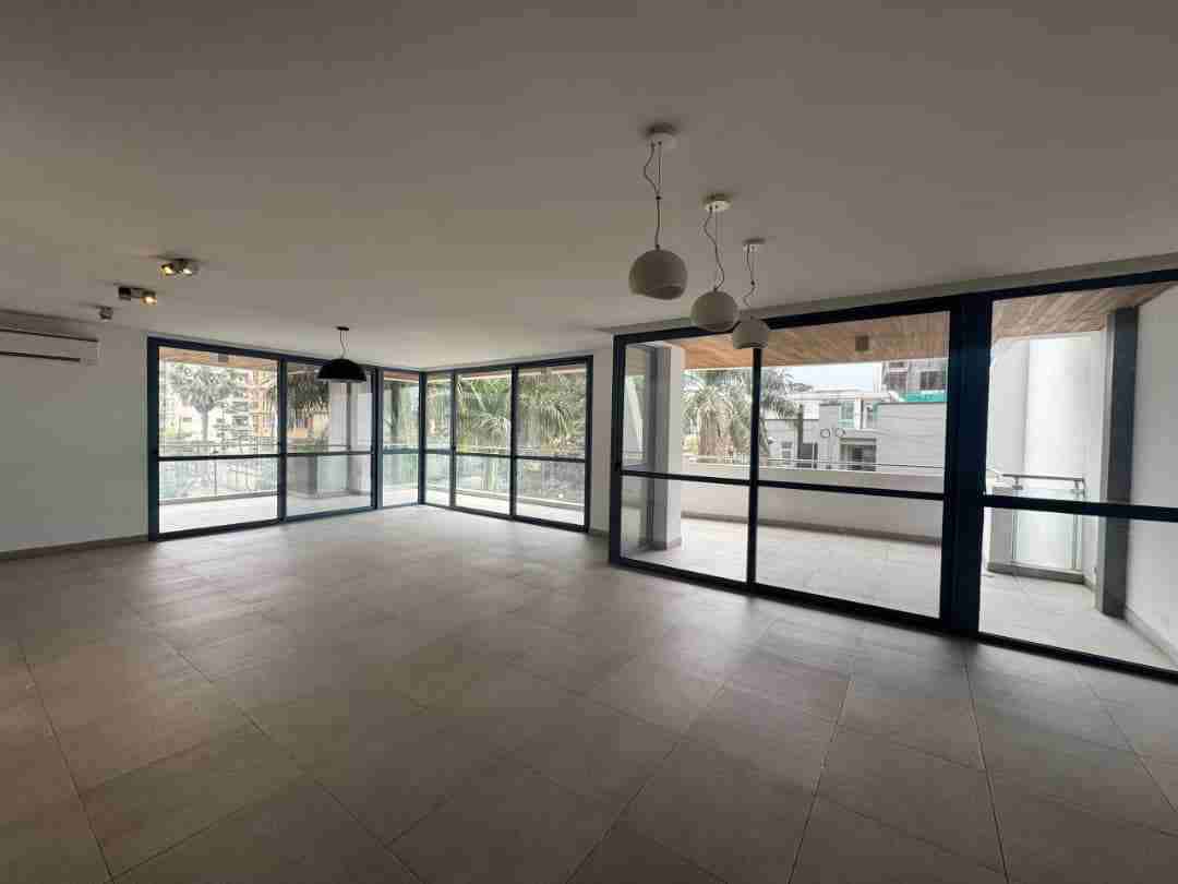 A louer Appartement - Centre-viile Kinshasa Gombe