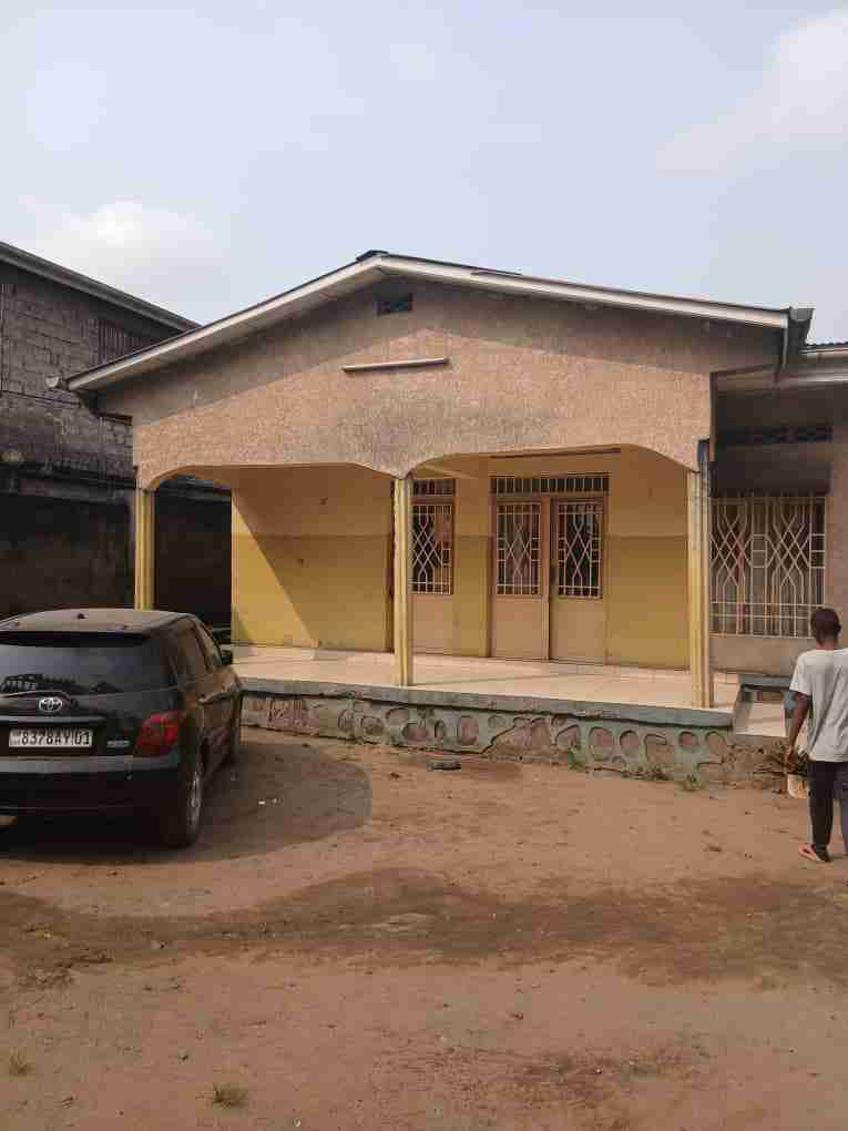 A louer Maison - Quartier Ma Campagne Kinshasa Ngaliema