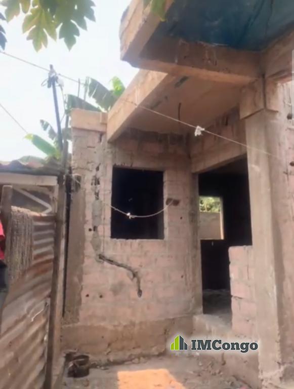 A vendre Parcelle - Quartier Basoko Kinshasa Kintambo