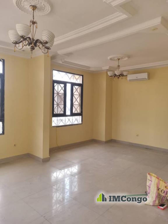 A vendre Appartement - Quartier Bangala Kinshasa Kintambo