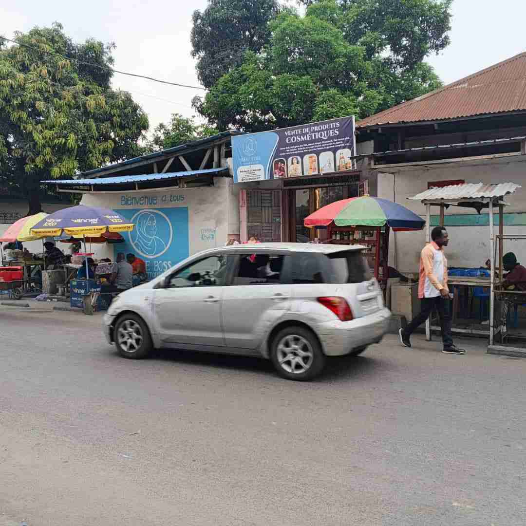 A vendre Parcelle - Quartier Matonge  Kinshasa Kalamu