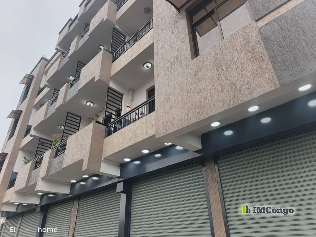 A louer Locaux commerciaux- Quartier Terminus Kinshasa Lemba