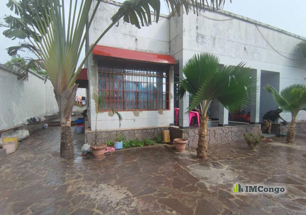 A vendre Parcelle - Mont Ngafula  Kinshasa Mont-Ngafula