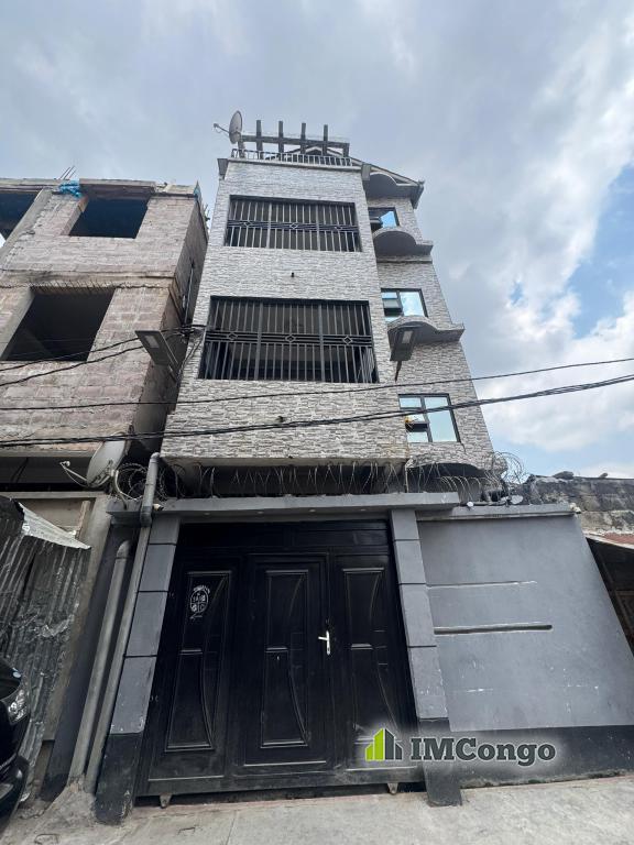 A vendre Parcelle - Kasa-Vubu  Kinshasa Kasa-Vubu