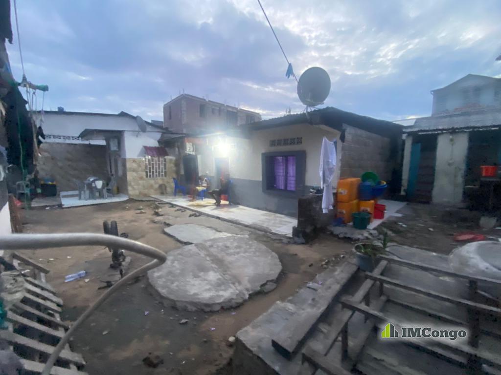 A vendre Parcelle - Quartier ozone Kinshasa Ngaliema