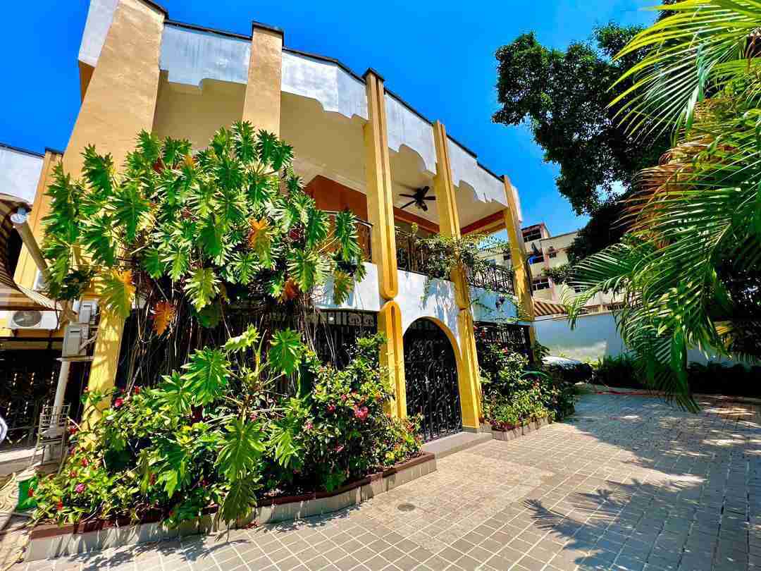 A vendre Maison - Quartier Ma Campagne Kinshasa Ngaliema