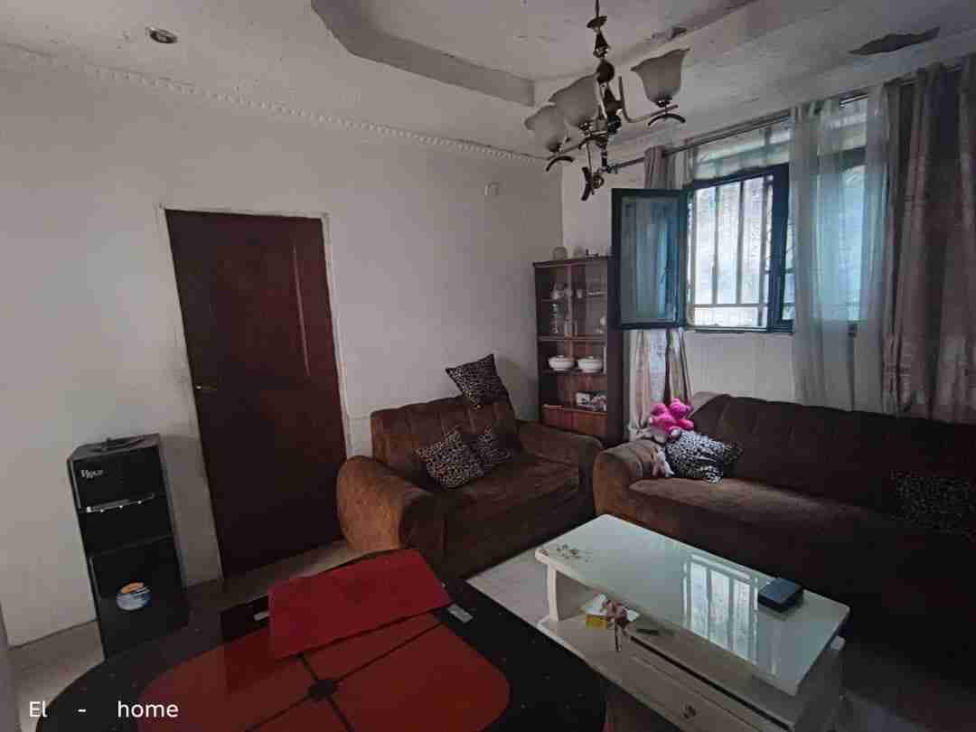 A vendre Parcelle - Quartier mombele (Non loin de la route kikwit) Kinshasa Limete