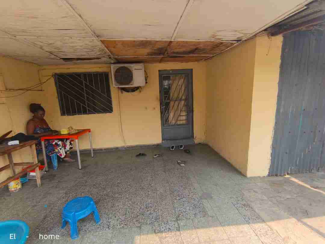 For Sale Plot - Neighborhood Terminus Kinshasa Lemba