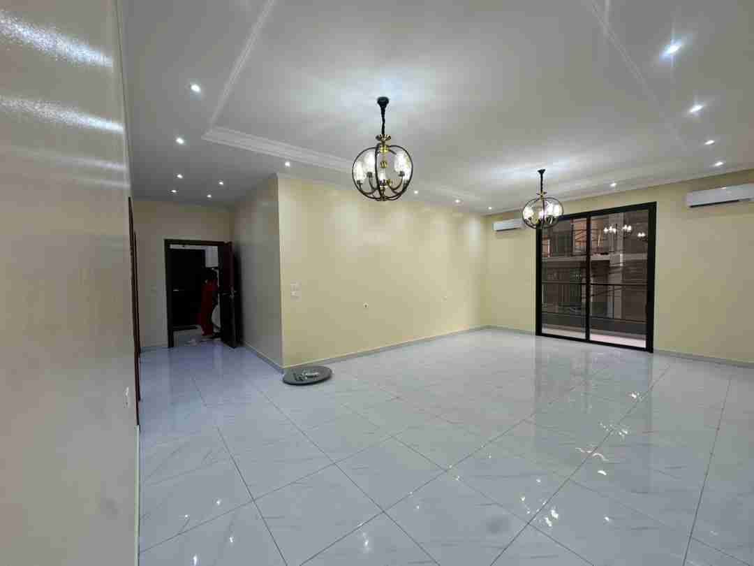 Yaku panga Nyumba - Gombe Kinshasa Gombe