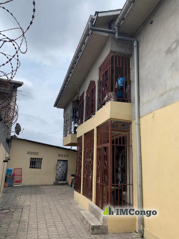 For Sale Building - Neighborhood de la foire Kinshasa Lemba