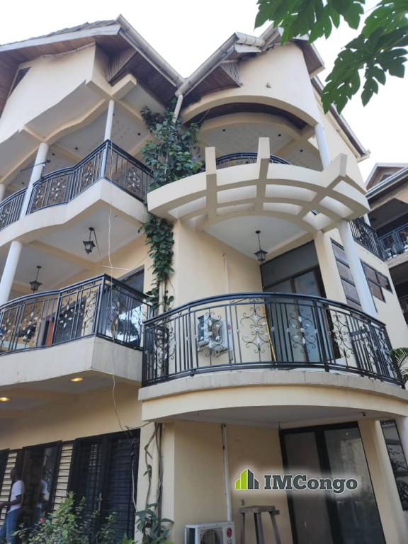 A vendre Parcelle - Quartier Méteo Kinshasa Ngaliema