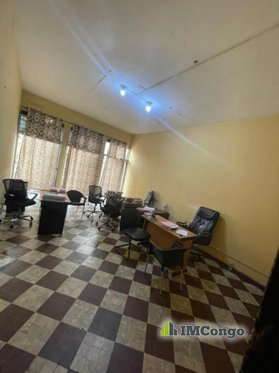 Yaku uzisha Nyumba - Downtown Kinshasa Gombe