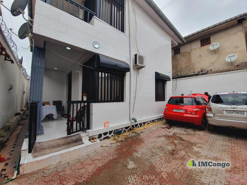 Yaku uzisha Nyumba - Mtaa GB Kinshasa Ngaliema