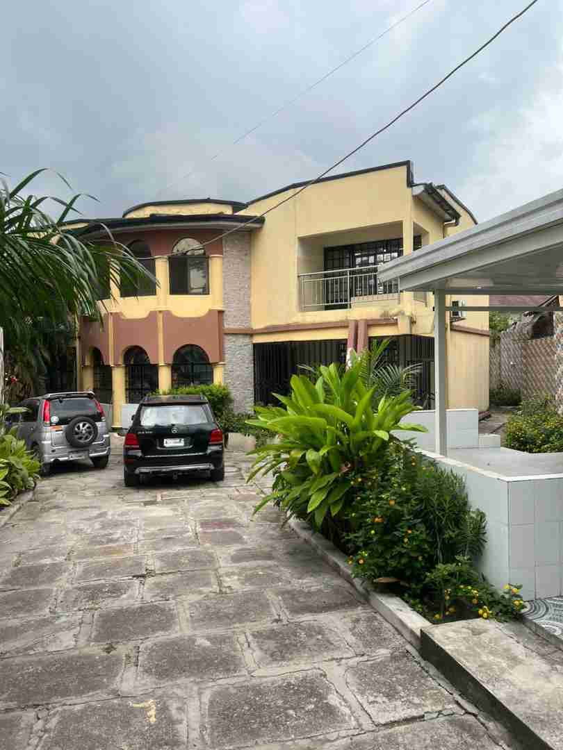 Kofutela Ndaku - Quartier socimat Kinshasa Gombe