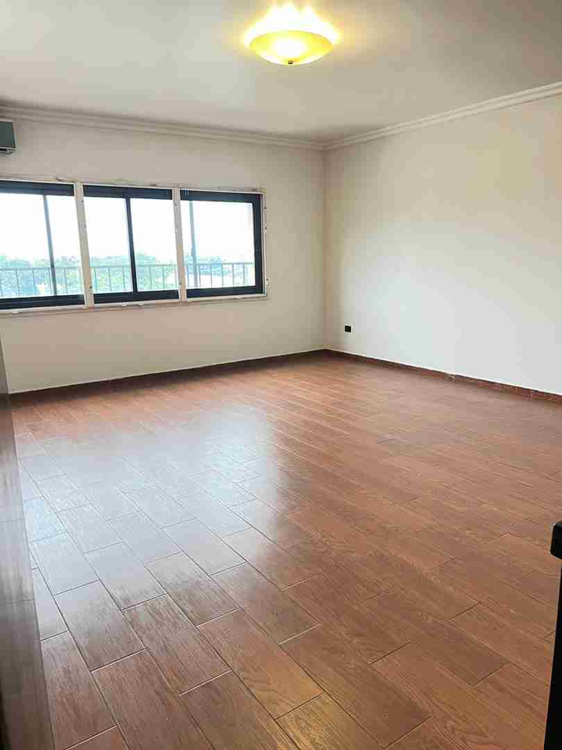 Kofutela Ndako na Centre-ville Kinshasa Gombe