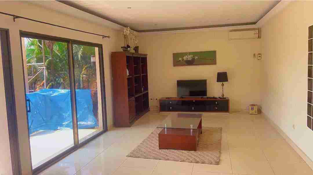 Yaku panga Nyumba - Mtaa Chanic Kinshasa Ngaliema