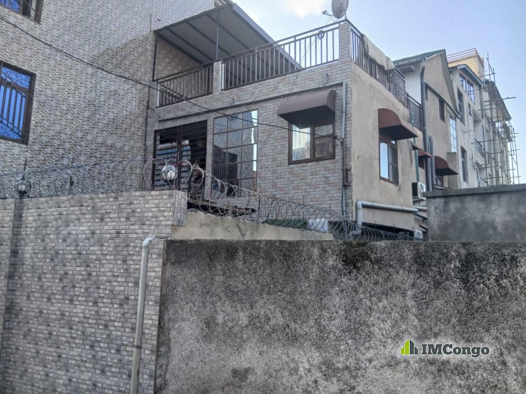 Yaku uzisha Nyumba - Mtaa Mimosas Kinshasa Ngaliema