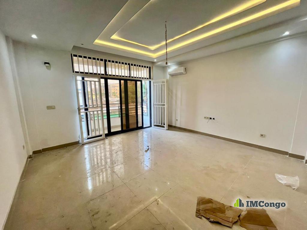 Yaku panga Nyumba - Mtaa Babylone Kinshasa Kintambo