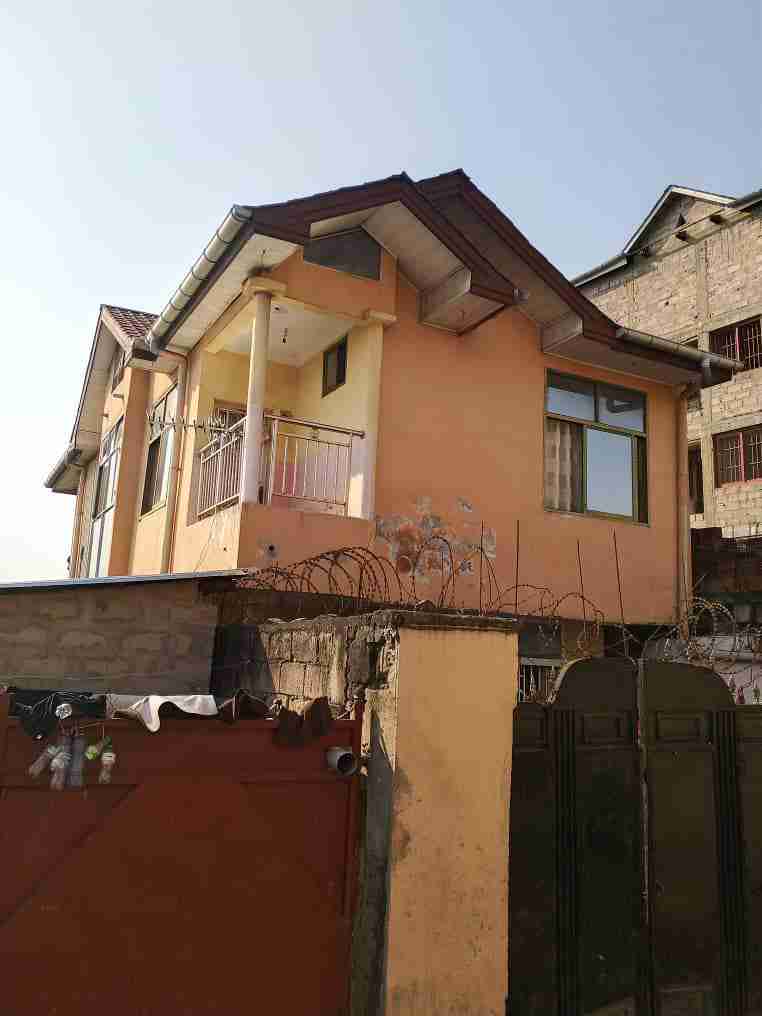 Yaku uzisha Nyumba - Mtaa Ozone Kinshasa Ngaliema