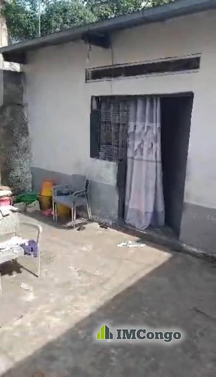 Yaku uzisha Nyumba - Mtaa 9 Kinshasa Ndjili