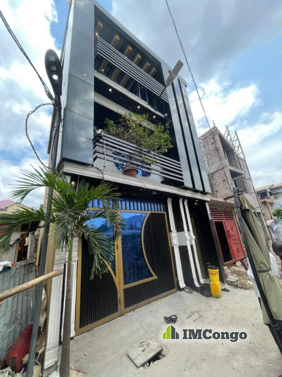 Yaku uzisha Nyumba - Mtaa Industriel Kinshasa Limete