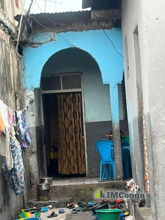 Yaku uzisha Nyumba - Mtaa kingabwa Kinshasa Limete